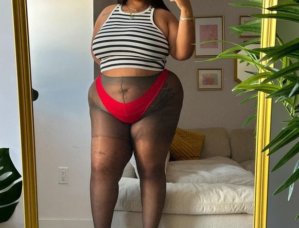 Curvy model tries thong over clothes trend – but shoppers have one complaint