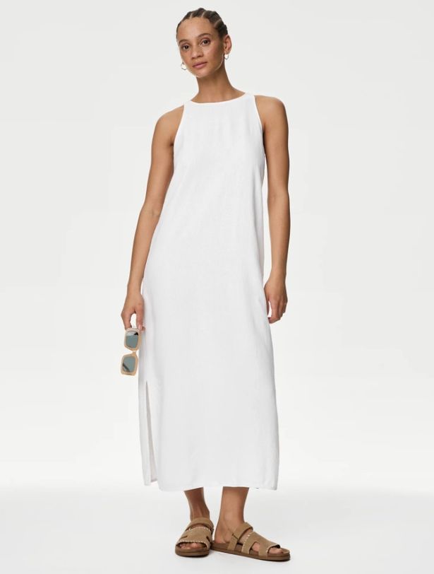 M&S’ £39.50 linen dress that is ‘good for any ages’ and ‘hides any bumps’