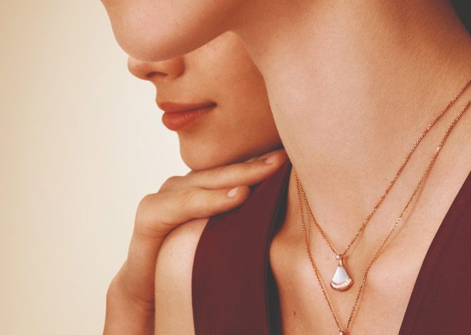 Mother’s Day 2024 Gift Guide: Fine Jewellery & Elegant Accessories