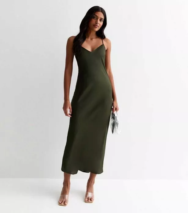 New Look’s ‘perfect’ £30 summer dress that ‘does not show lumps and bumps’