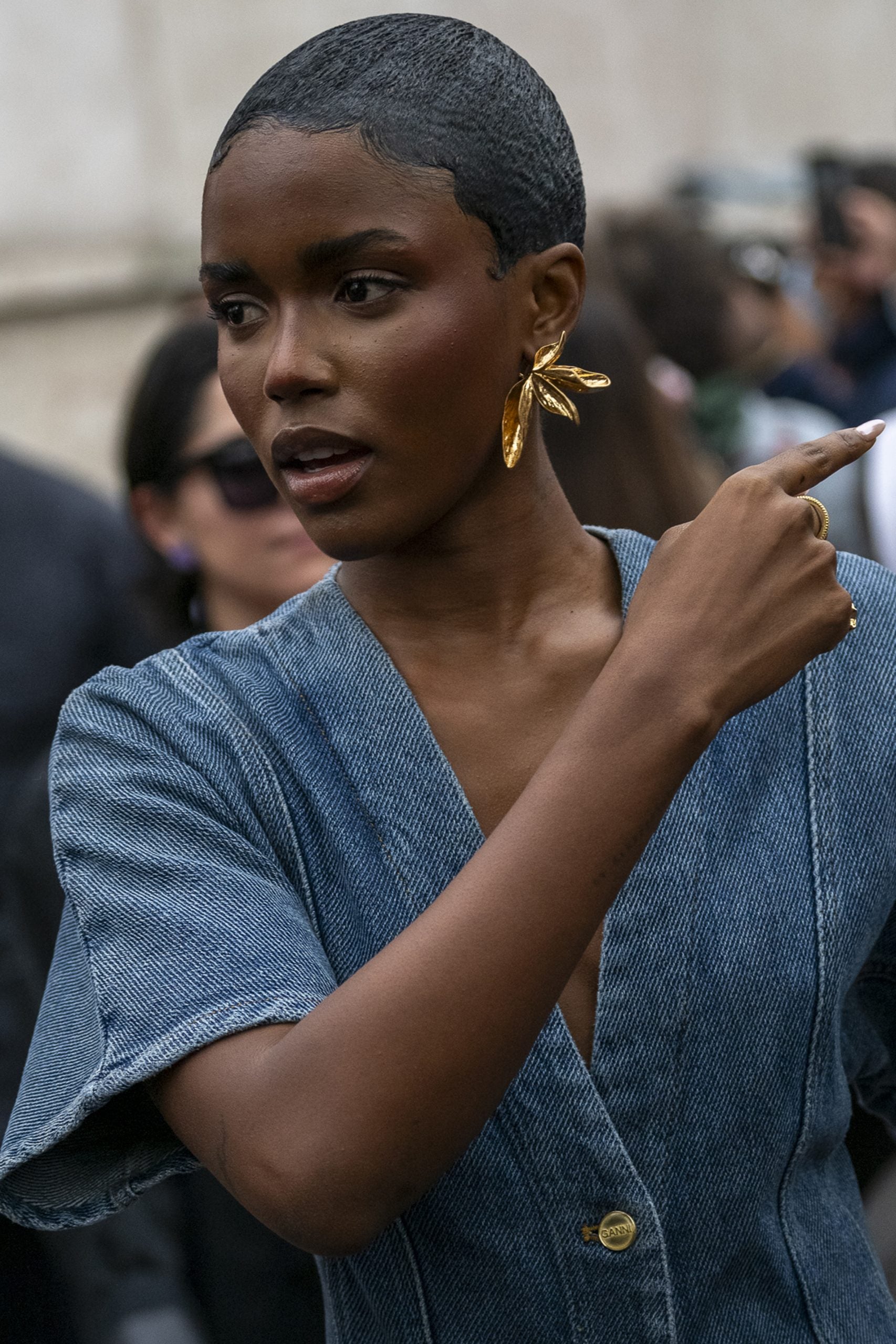 22 Best Beauty Street Style Moments From PFW SS25 Day One