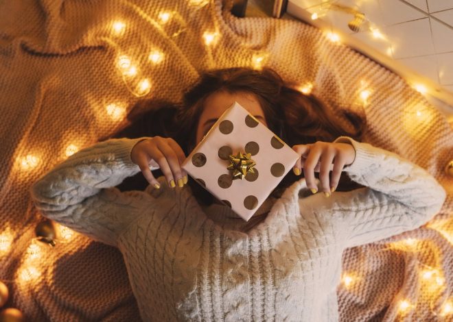 The 30 Best Holiday Gifts for Teen Girls in 2024, According to TikTok