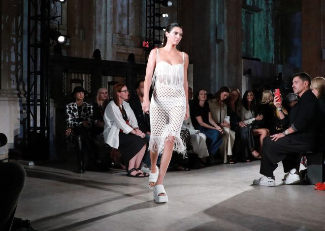 A Complete Guide to New York Fashion Week