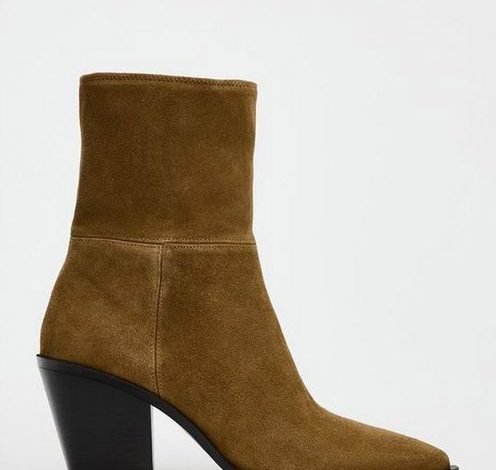 Step out in suede