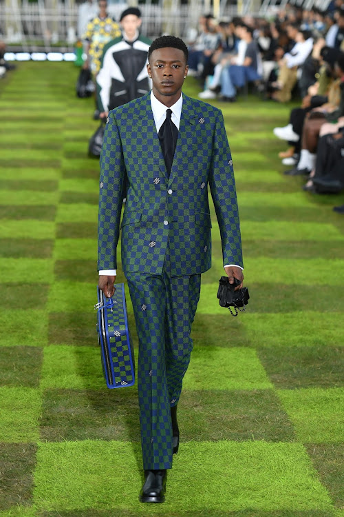 Model walks the runway during the Louis Vuitton Menswear Spring/Summer 2025.