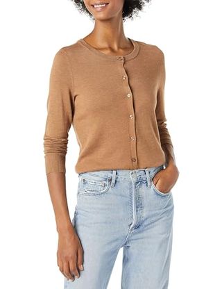 Amazon Essentials Women's Lightweight Crewneck Cardigan Sweater (available in Plus Size), Dark Camel, Small